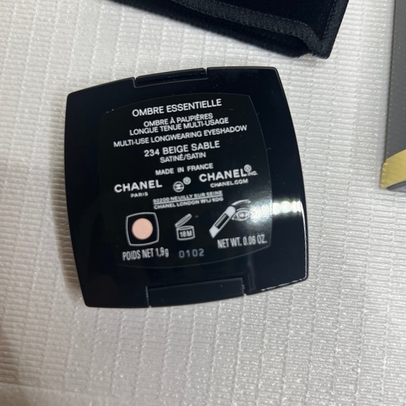 Chanel Beige Ombre Essentielle Eyeshadow